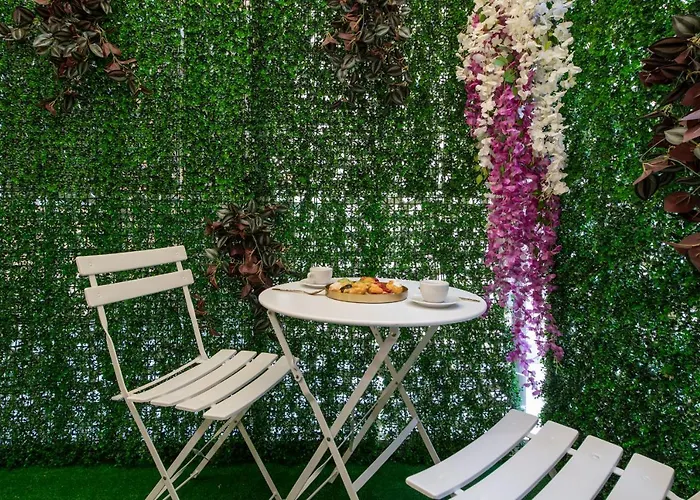 Apartment Fashion Gold With Jacuzzi & Car Garage Bologna