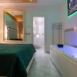 Apartament Fashion Gold With Jacuzzi & Car Garage Bolonia