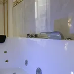 Fashion Gold With Jacuzzi & Car Garage Bolonia