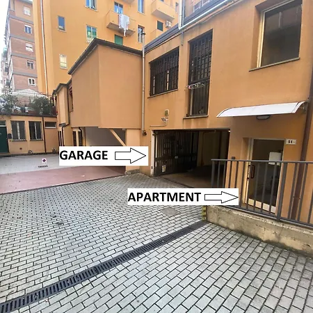 Fashion Gold With Jacuzzi & Car Garage Apartamento