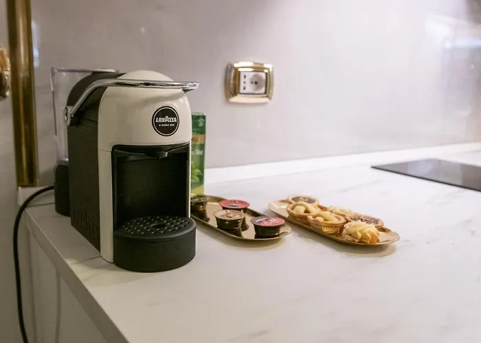 Fashion Gold With Jacuzzi & Car Garage Bologna