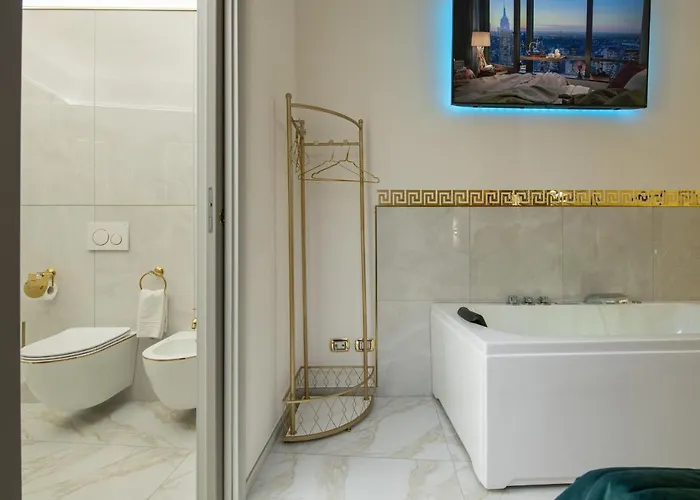 Fashion Gold With Jacuzzi & Car Garage Bolonha