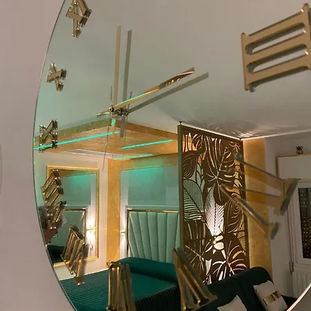 Daire Fashion Gold With Jacuzzi & Car Garage *